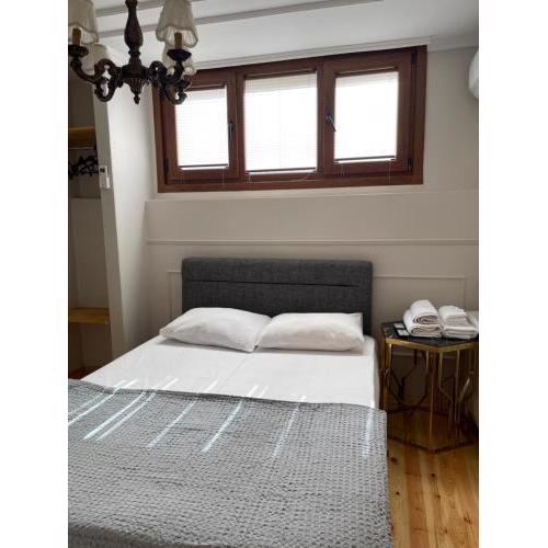 Balat Tarihin içinden Pink Home 1