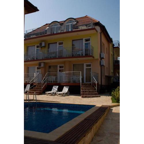 Barex Family Hotel