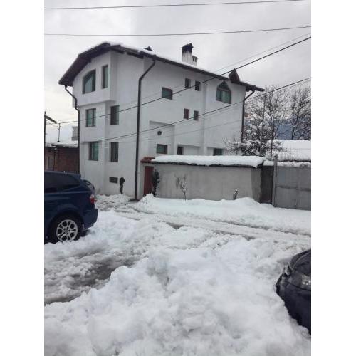 Bayrakova Guest House