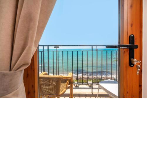 Beach House Hotel