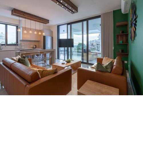 Beachcomber 2-Bedroom Apartment in Larnaca