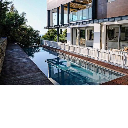 Beachfront Villa In Pomos