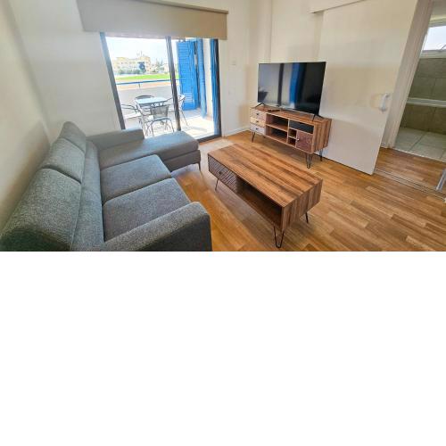 Beachside Hideaway Apartment, 200m to the Havana Beach