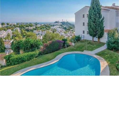 Beautiful Apartment In Mijas Costa With Wifi