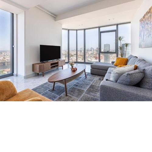 Beautiful Bright Deluxe 1bd Condo Poolviews! #311