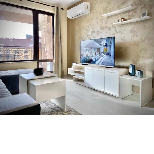 Beautiful & Comfy Apartment for 4 Guest and Free Parking