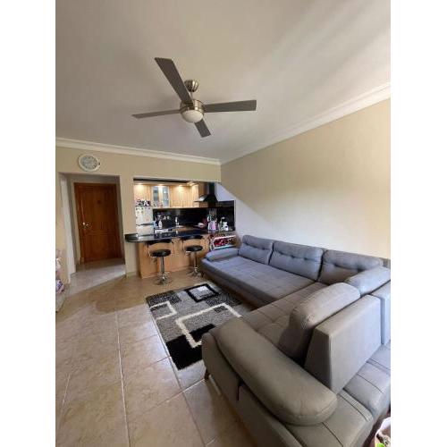 Beautiful New Apartment with Garden in Sunny lakes Resort
