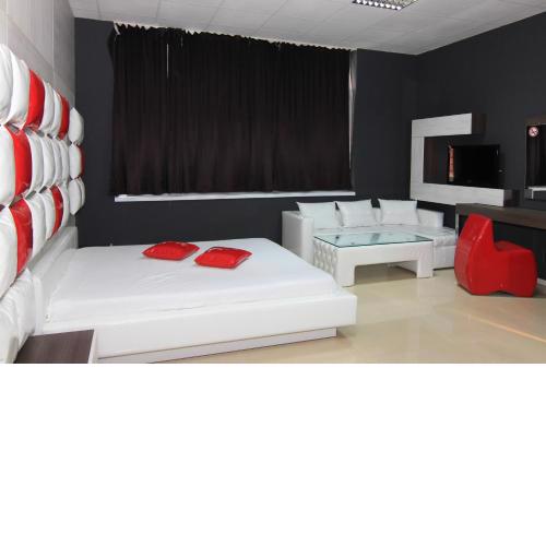 Bedroom Place Guest Rooms