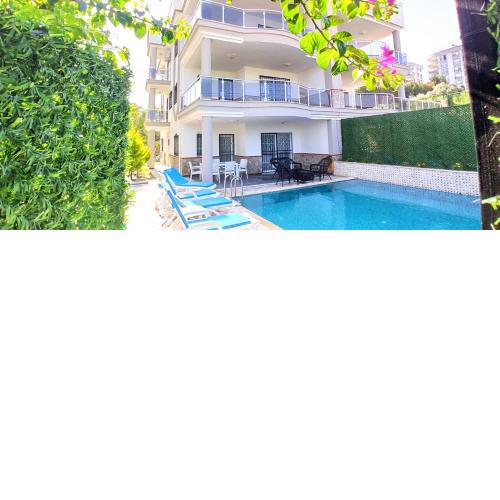 Begonville Villas Ladies Beach