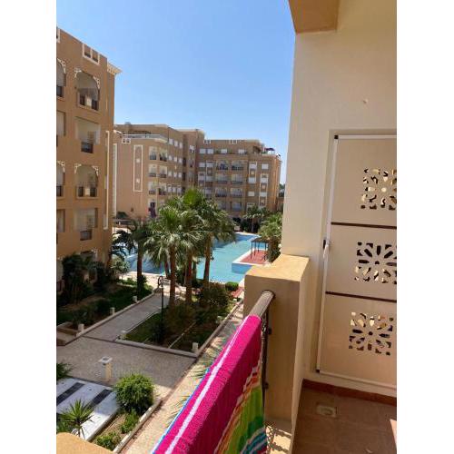 Bel appartement dans une résidence à Folla Aqua Resort Chat Meriem