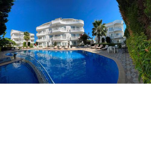 BELKA GOLF RESİDENCE Deluxe apt Poolside BELEK