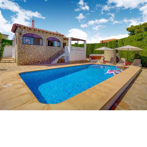 Belvilla by OYO La Casita