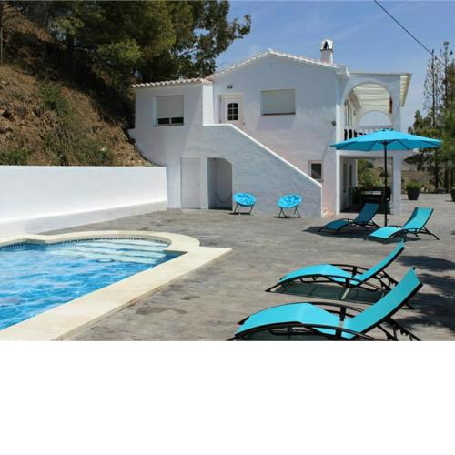 Belvilla by OYO Villa Chascona