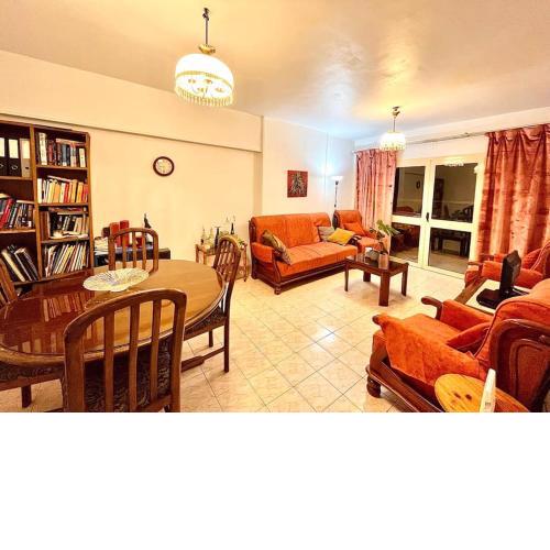 Best deal overlooking the Nile, 20th floor