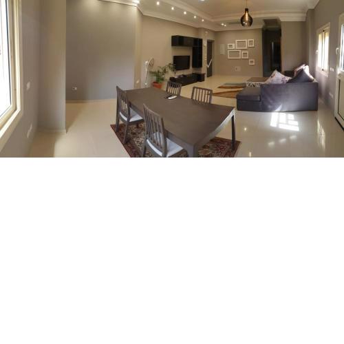 Beverly hills compound - Sheikh Zayed