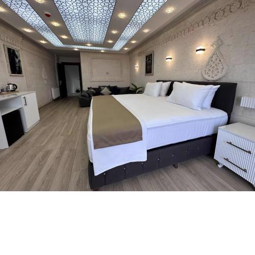 Beyaz Köşk Hotel & Cafe