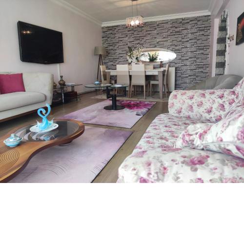 Beylikdüzü merkez site içi daire