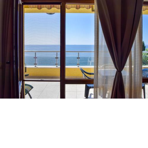 Black Sea Panorama Apartment