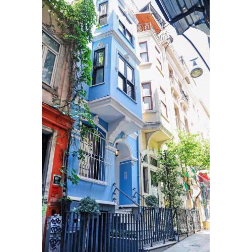 BLUE PERA HOUSE