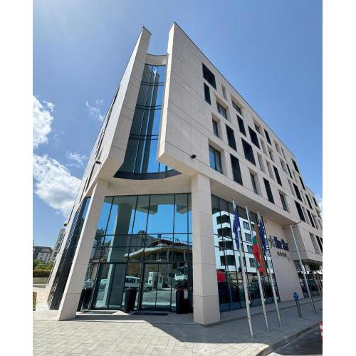 Blue Star Luxury Hotel