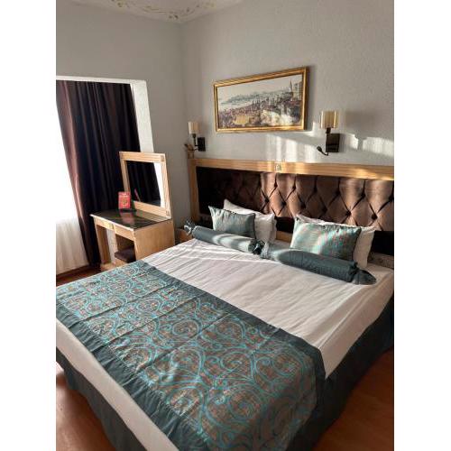 Blue Tuana Hotel Old City