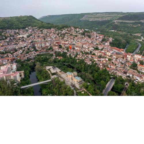 Bobevata guest house - entire house - stunning view old town