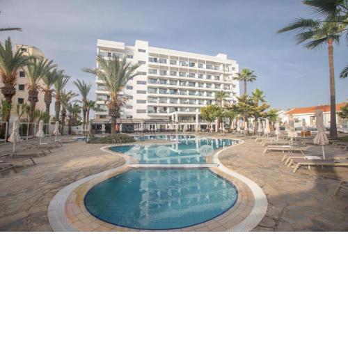 Bohemian Gardens Hotel