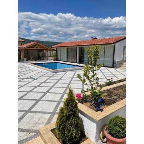 Boris House 5 bed Villa & Private Pool