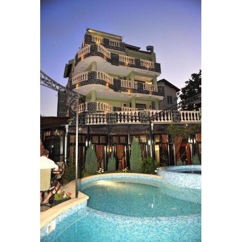 Boryana Hotel
