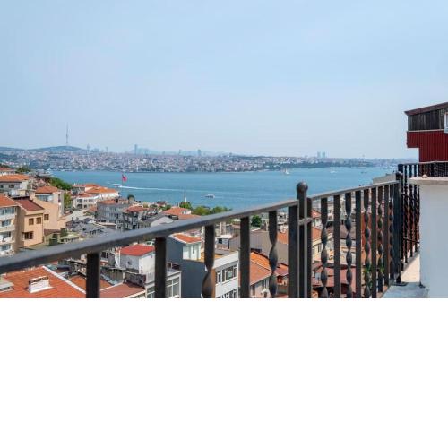 Bosphorus View w Private Terrace