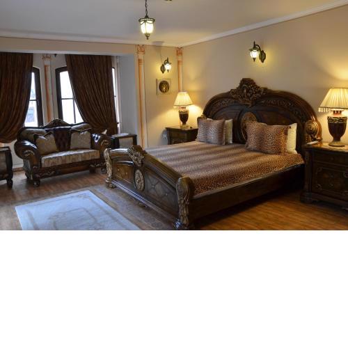 Boutique Hotel Boris Palace & Restaurant