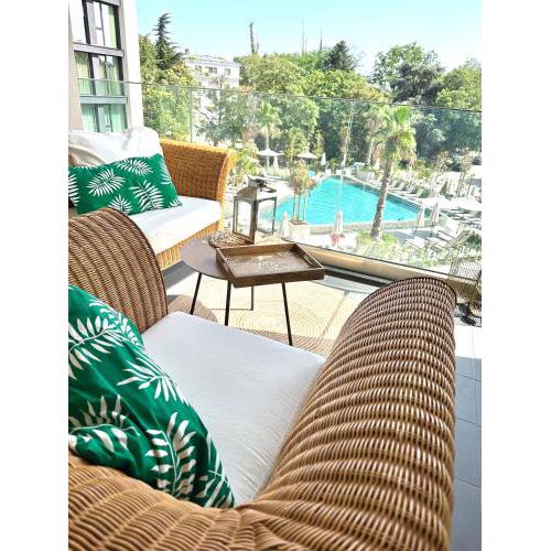 Boutique luxury apartment Azur Deluxe resort On the beach