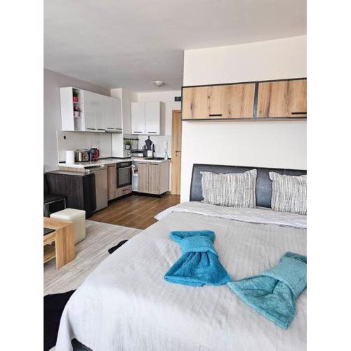 Boutique Studio B37