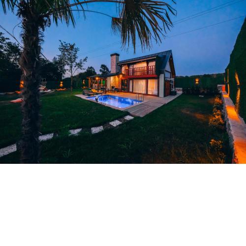 Boz Bungalov Kiraz