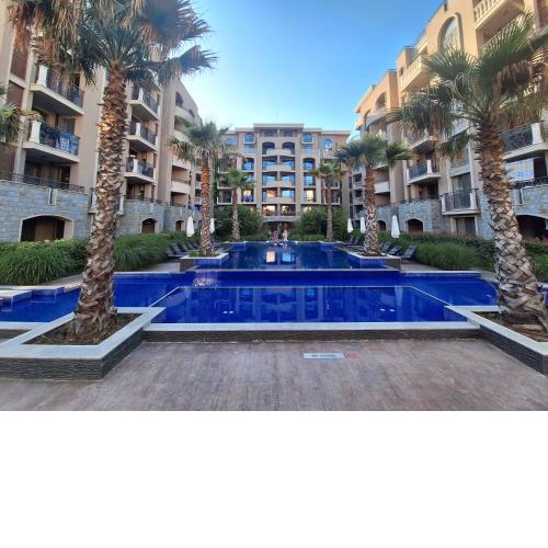 Brandnew 3 Room Apartment with Poolview in Cascadas Resort