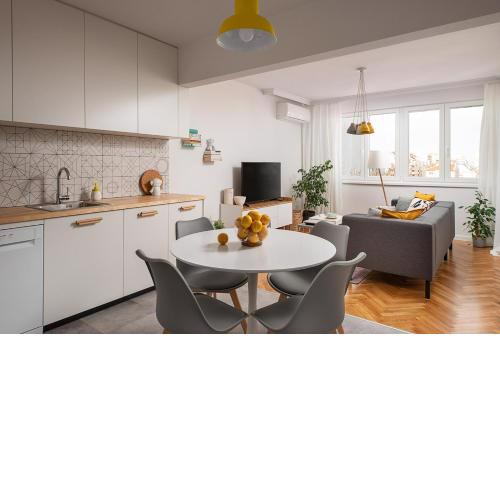 Bright and Stylish 2BD Flat in The City Centre