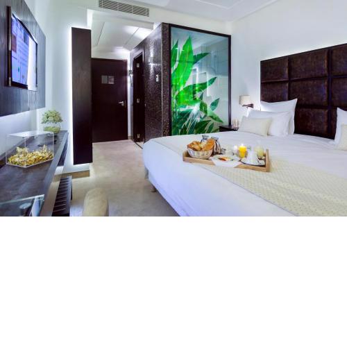 Business Hotel