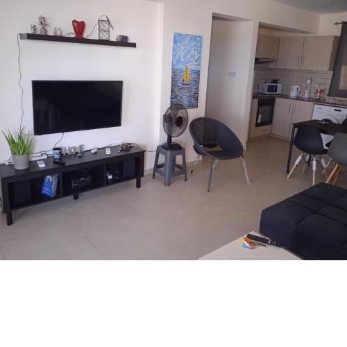 C22 Xylophagou 1 bedroom Top floor Big Balcony Rest and Relax 4