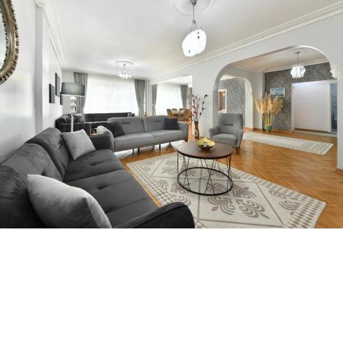 Cadde Apartments