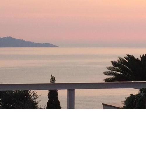 Cala Salions, Amplio Apartamento con visitas al mar Tossa de mar