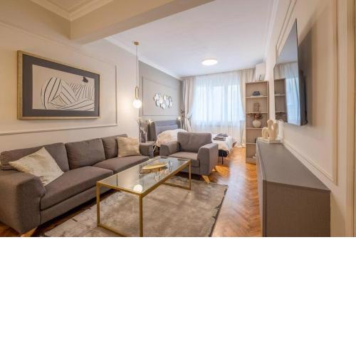 Calm, Luxury Apartment, Premium Location at NDK!