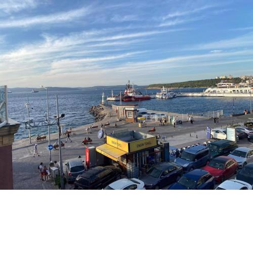 Çanakkale Kordonda Boğaz Manzaralı Daire