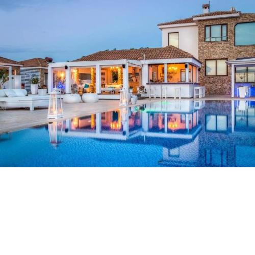 Cape Serenity Mansion