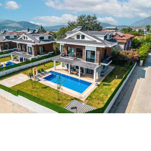 CAPELLA VİLLAS
