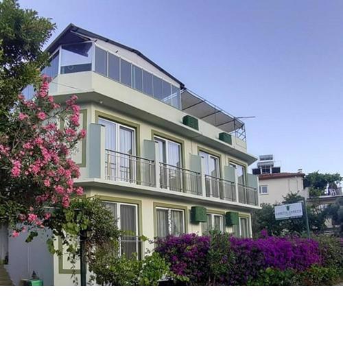 Caretta Caretta Hotel