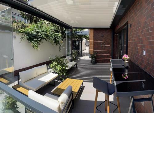 Caro Apartments & Rooms