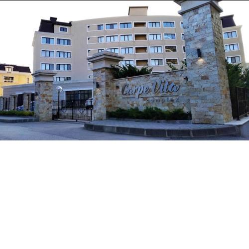 Carpe Palace