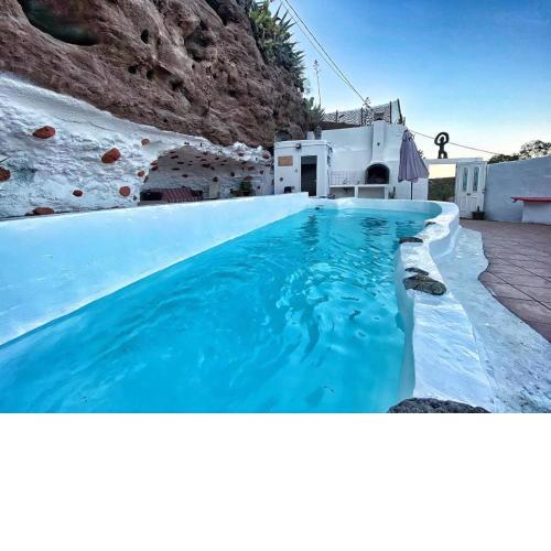 Casas Cuevas Tecen Valsequillo