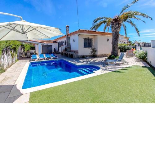 Catalunya Casas Beach Vibes Villa less than 1km to town and sea!