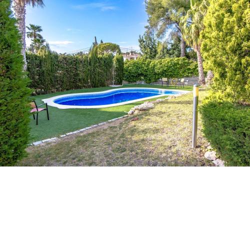 Catalunya Casas Costa Dorada Lair in Cunit, 2 km from Med Sea!
